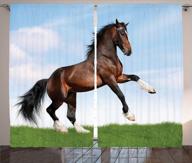 занавески в виде лошадей от ambesonne - гнедая лошадь, шагающая по траве с энергичной и благородной концепцией природы для окон гостиной и спальни - 2 панели, 108 "x 84 ", коричнево-зеленый логотип