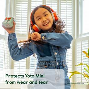 img 1 attached to Yoto Mini Adventure Jacket - прочный силиконовый чехол защищает детский мини-плеер Yoto от царапин и повреждений - цвет дождевого облака