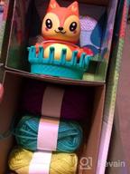 картинка 1 прикреплена к отзыву PlayMonster Little Knitty Bittys Fox - Простой набор для вязания спицами для детей - Создайте 3 очаровательных мини-проекта - В комплект входит одежда, которую можно продать - Идеально подходит для детей от 7 лет от Scott Kulothungan