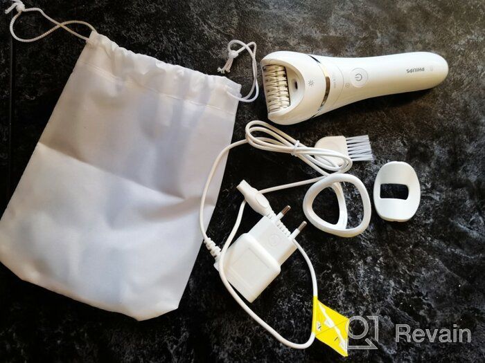 img 2 attached to Experience Smooth Skin with Philips Beauty Epilator Series 8000 - Includes 3 Accessories, White, BRE700/04 review by Aneta Krawczyk ᠌
