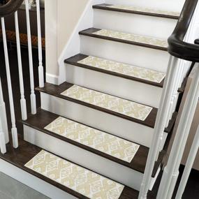 img 4 attached to Повысьте безопасность своей лестницы с помощью противоскользящих ковровых полосок SussexHome из 70% хлопка - легко установить бананово-кремовые желтые ступени лестницы