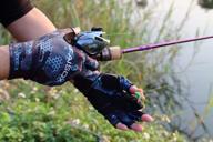 fishing gloves for men women upf50+ sun uv protection kayaking rowing paddling fish handling saltwater freshwater logo