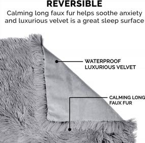 img 1 attached to Furhaven большое водонепроницаемое успокаивающее плюшевое длинное одеяло из искусственного меха и бархата для собак, моющееся - серое, большое