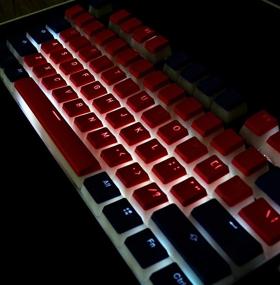 img 1 attached to Добавьте красок своей клавиатуре с набором клавиш Ducky Seamless Legend в коралловом/синем цвете