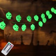 illuminew 30 светодиодных гирлянд для черепа на хэллоуин, 8 режимов работы от батареи с дистанционным управлением, 16,4-футовые водонепроницаемые украшения для хэллоуина для вечеринки на открытом воздухе в помещении (зеленый) логотип