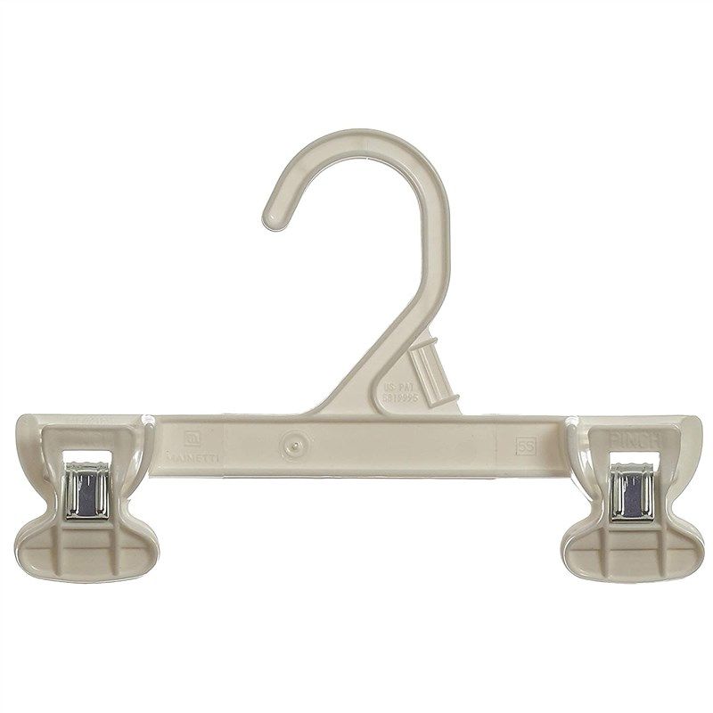 mainetti plastic hangers non slip bottoms 로고