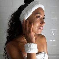 img 1 attached to 🛀 3 Piece - Premium Spa Headband and Wrist Washband Face Wash Set - Made in the USA - Splash Guard - Ideal for Birthdays, Bridal Parties, Skincare, and All Occasions - Alaska Inspired Design