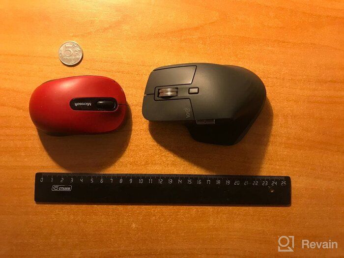 img 2 attached to 🖱️ Logitech MX Master Wireless Mouse: High-Precision Sensor, Easy-Switch up to 3 devices, Meteorite Black review by Chia Hao ᠌
