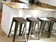 картинка 1 прикреплена к отзыву Набор из 4 барных стульев UrbanMod высотой 24 дюйма - современные и индустриальные стулья без спинки для пантона кухни, патио, ресторана и дома - прочные и складные (цвет серебро) от Patrick Ordonez