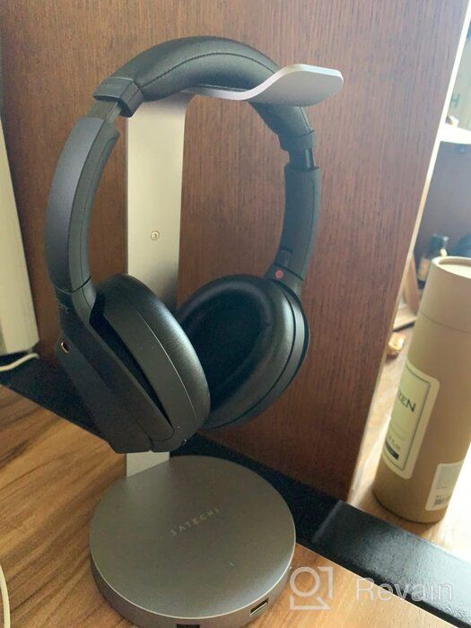 img 1 attached to Satechi Aluminum USB Headphone Stand Hub space gray review by Buana ᠌