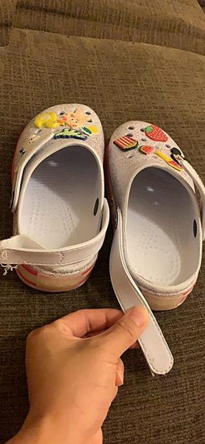 img 1 attached to Stylish LED Light Slippers for Boys and Girls – Perfect Footwear for Summer, Gardens, and Beaches review by John Surabhi