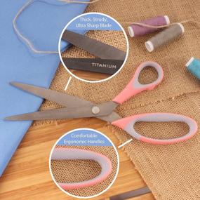 img 2 attached to Набор из 4 титановых ножниц с мягкой рукояткой - идеально подходит для шитья, рисования, рукоделия и использования в офисе - включает ножницы для раскрашивания - цвет: розовый