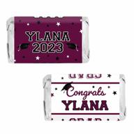 индивидуальные сувениры на выпускной вечер: наклейки на обертку плитки шоколада класса 2023 бордового цвета логотип
