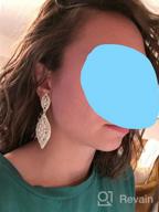 картинка 1 прикреплена к отзыву Sparkling Elegance: Flyonce Women'S Rhinestone Crystal 2 Leaf Chandelier Earrings For Weddings And Special Occasions от Joyce Keesling