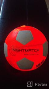 img 6 attached to Официальный размер 5 светодиодный футбольный мяч - NightMatch Светящийся в темноте водонепроницаемый мяч с двумя яркими светодиодами, в комплекте дополнительный насос и батарейки.