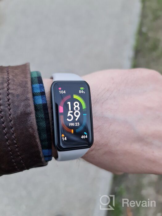 img 2 attached to Smart bracelet HONOR Band 6, sand gray review by Agata Korzeb ᠌