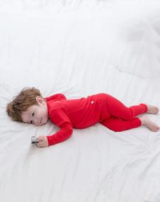 img 1 attached to Пижамный комплект AVAUMA для маленьких мальчиков и девочек: облегающая базовая хлопковая одежда для сна для детей и малышей, повседневная одежда
