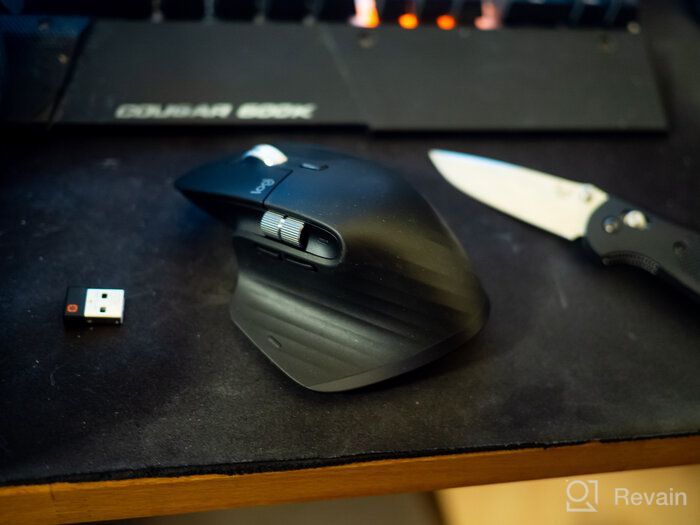 img 2 attached to 🖱️ Logitech MX Master Wireless Mouse: High-Precision Sensor, Easy-Switch up to 3 devices, Meteorite Black review by Bao Ha ᠌