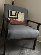 картинка 1 прикреплена к отзыву Кресло для акцентирования с деревянными подлокотниками JIASTING середины века с покрытой пуговичной обивкой на спинке и ретро-современным дизайном от Daniel Robinson
