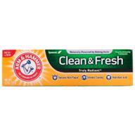 🦷 radiant fluoride toothpaste by arm & hammer logo