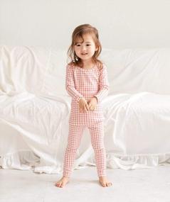 img 1 attached to Милый и удобный: пижамный комплект AVAUMA для маленьких мальчиков и девочек с плотным рисунком и пижамой из чистого хлопка (6M-7T)