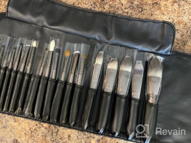 img 1 attached to Eigshow Professional Makeup Brush Set - 18Pcs Grey Brushes For Foundation, Powder, Blush & More! review by Mike Kies