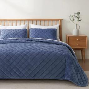 img 4 attached to Soft And Stylish VEEYOO King Size Quilt Set In Modern Geometric Design, Perfect For Year-Round Use