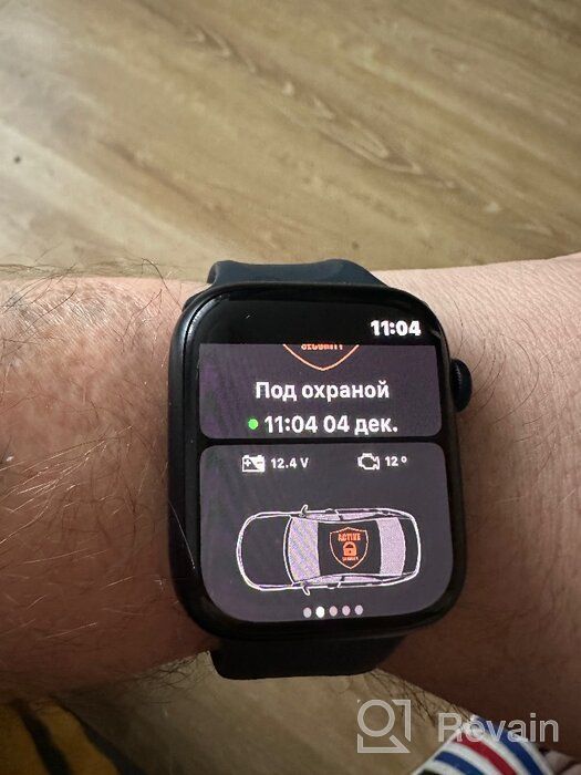 img 2 attached to Apple Watch Series 8 45mm Aluminium Case, Starlight Sport Band review by Ma En ᠌