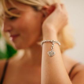 img 3 attached to Персонализированные браслеты с подвесками-сердечками для девочек с буквами алфавита - отлично подходят для подарков на День святого Валентина
