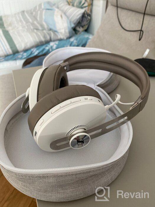 img 2 attached to Sennheiser Momentum 3 Wireless headphones, black review by Seo Jun ᠌