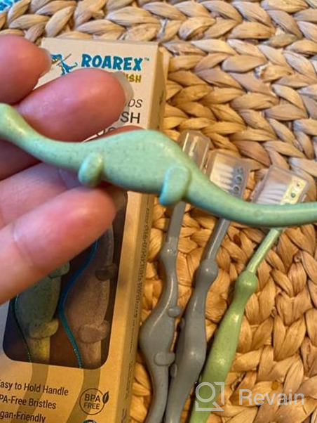 img 1 attached to ROARex® Eco-Friendly Giraffe Toothbrush For Kids, Made From Plants: Mint/Rose, 4-Pack, Ideal For Babies To Toddlers (Ages 4-36 Months) - 1% For The Planet Partner Product review by Adrianne Jimenez