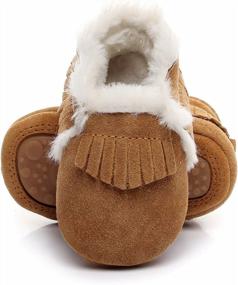 img 4 attached to HONGTEYA Детские мокасины с подкладкой из искусственного меха, резиновыми подошвами и кожаным верхом - теплые снежные ботинки для мальчиков и девочек-младенцев