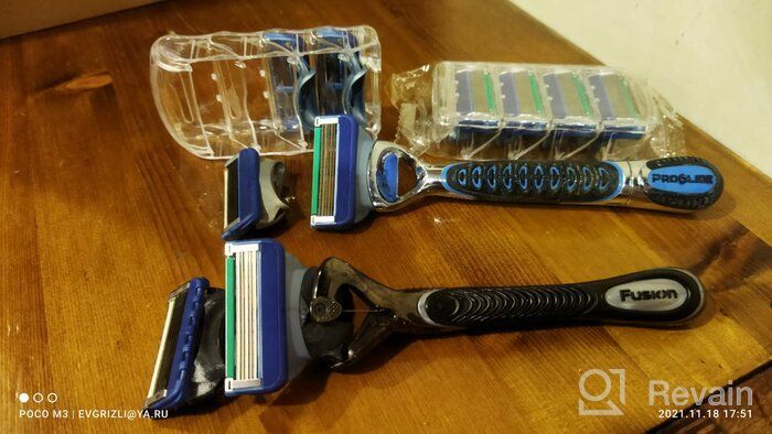 img 2 attached to Gillette Fusion5 ProGlide Men's Razor, 1 Cassette, 5 Carbon Blades, FlexBall Technology, Trimmer review by Jagvir Singh ᠌