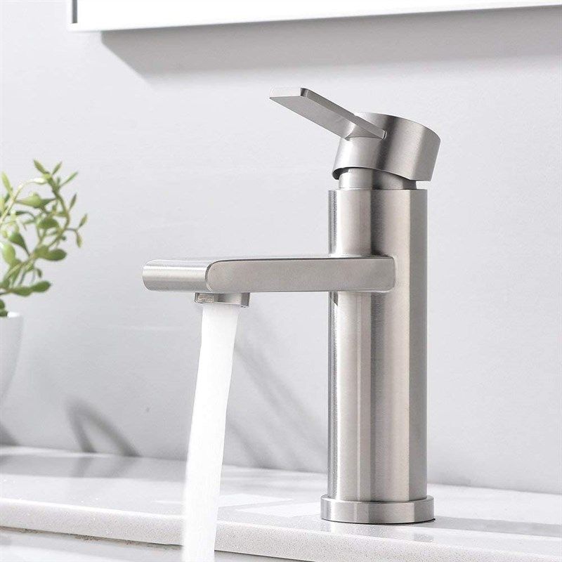 vccucine commercial brushed bathroom laundry 로고