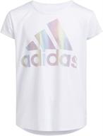 футболка adidas для девочек с короткими рукавами и вырезом "лодочка" с радугой 🌈 логотип