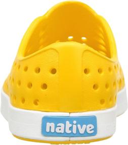 img 2 attached to 👶 Удобные детские туфли Native Shoes Baby Jefferson Water Shoe - Карандаш Желтый/Моллюск Белый, размер 4 среднего US малыша