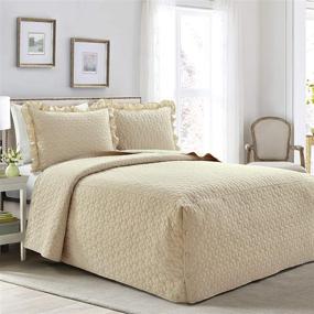 img 4 attached to 🛏️ Lush Decor French Country Geo Ruffle Bedding: Elegant 3-Piece Bedspread Set for King Size Beds in Neutral Tones