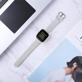 img 3 attached to 📱 Ремешки Acrbiutu Fitbit Versa/Versa 2 / Versa Lite: Мягкий силиконовый ремешок для активных женщин и мужчин