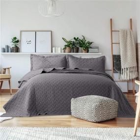 img 4 attached to 🛏️ Bedsure Lightweight Queen Quilt Sets Grey - Summer Bedspreads Full Coverlet with 2 Pillow Shams, Queen Bedding Set