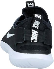 img 2 attached to 👟 Черные детские кроссовки Nike Runner Little AT4663 001 для мальчиков