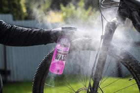 img 1 attached to Muc Off Waterless Wash 750ml – High-Performance No Rinse Bike Cleaning Spray for All Types of Bicycles, Offering Cleaning and Polishing in One