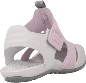 img 2 attached to 👟 Nike Sunray Protect Toddler 943827 403 Обувь для мальчиков: Премиум защита от солнца - необходимые вещи для активных мальчиков