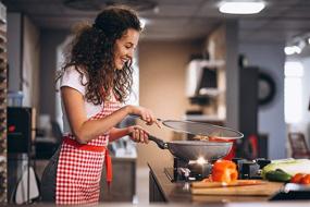 img 2 attached to 🔥 Splatter Screen Set for Frying Pan - 3 Sizes (8", 11.5", 13") - Prevents Hot Oil Splashes, Ensures Personal Safety, Protects Clothes, and Maintains Stovetop Cleanliness (Black)