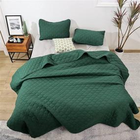 img 1 attached to 🛏️ Smoofy Emerald Green Quilt Set - Queen Size, 3-Piece Moroccan Pattern Lightweight Coverlet Bedspread - Ultrasonic Embossing Matelasse - All Season Use (Includes 1 Coverlet and 2 Pillowcases)