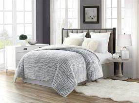 img 3 attached to 🛏️ Tahari Home Grey-Crocodile Super Soft Faux Fur Crocodile Animal Skin Design Bed Comforter with Sherpa Fleece Back - King/Cal King, Perfect for Cold Weather (THCM1-002)