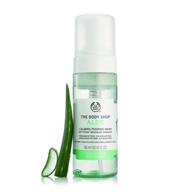 🌿 aloe vera успокаивающее пенообразующее моющее средство the body shop: легкое моющее средство для лица без парабенов, 5.0 fl. oz. логотип