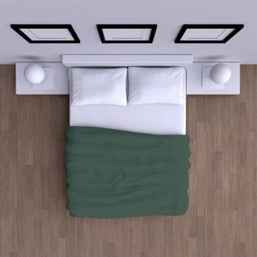 img 3 attached to 🛏️ Premium Mezzati Luxury Flat Top Sheet – Ultra Soft and Comfortable 1800 Prestige Collection – Brushed Microfiber Bedding (Emerald Green, Full Size)