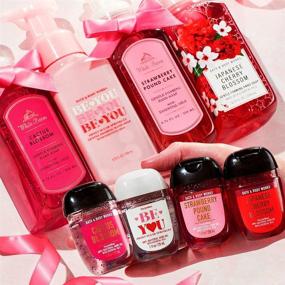 img 2 attached to 🌸 Нежное вспенивающееся мыло для рук: японская вишня - Bath & Body Works (2 шт)