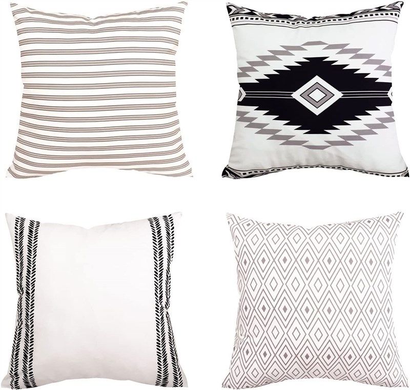bleum cade cushion decorative strings 로고