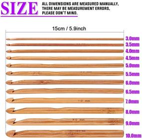 img 2 attached to 🧶 Набор крючков из 24 штук: 15 различных размеров деревянных бамбуковых крючков (3 мм - 25 мм) и 9 красочных алюминиевых крючков с ручкой (2 мм - 10 мм) для ручного вязания.